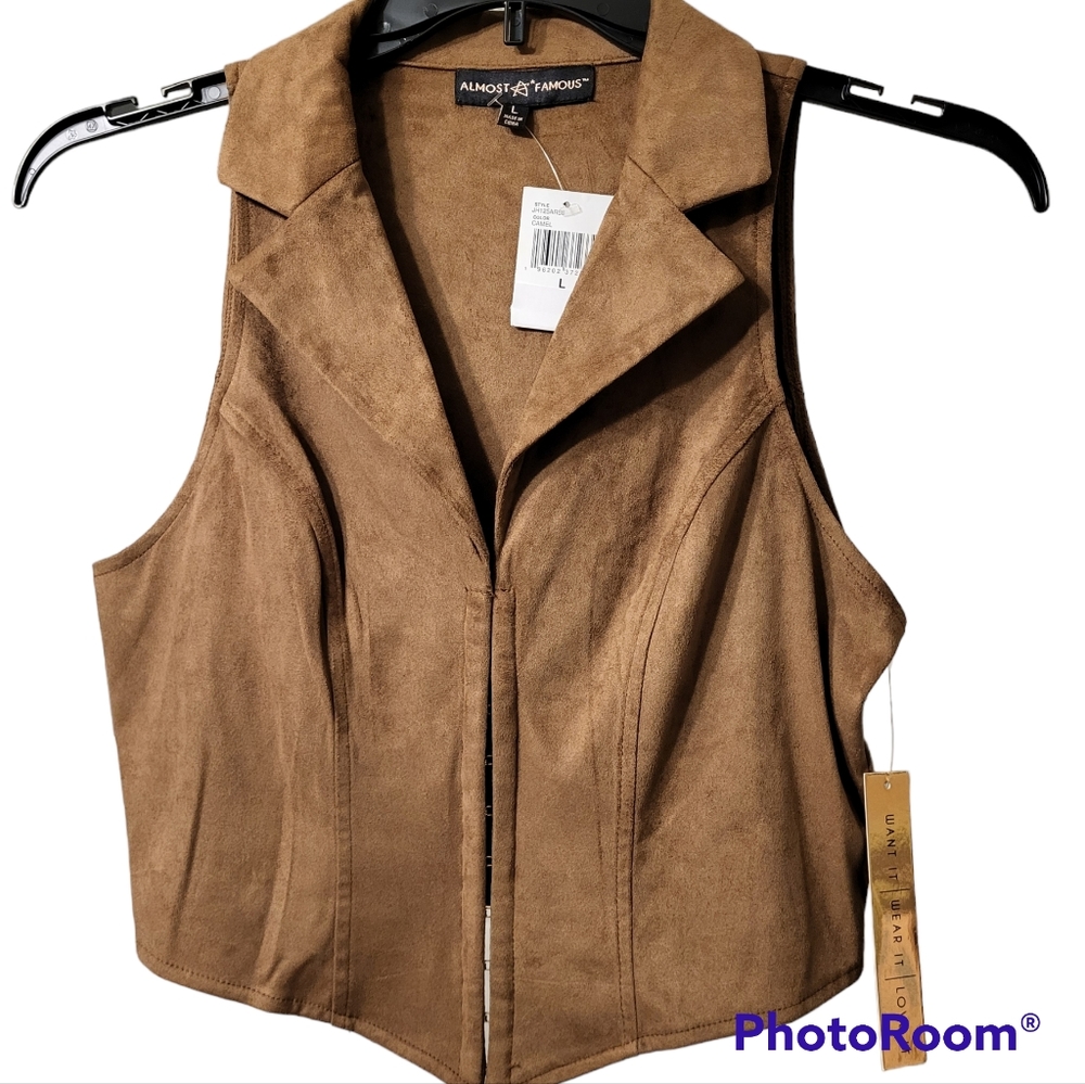 Almost Famous Junior's Size L Faux Suede Brown Vest
